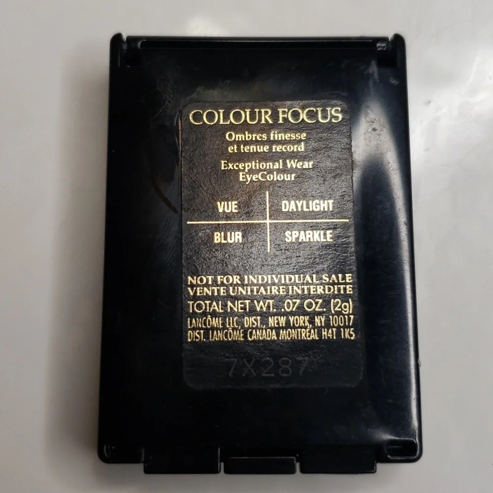 LANCOME Colour Focus Exceptional Wear Eye Color Quad - Vue Daylight Blur Sparkle - Picture 4 of 4